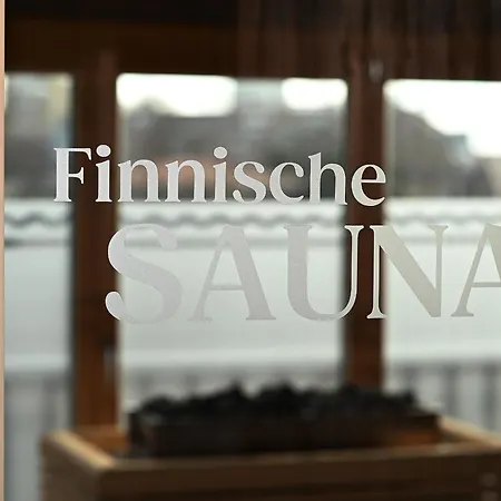 Binnendiek Haus 2 6 בוסום